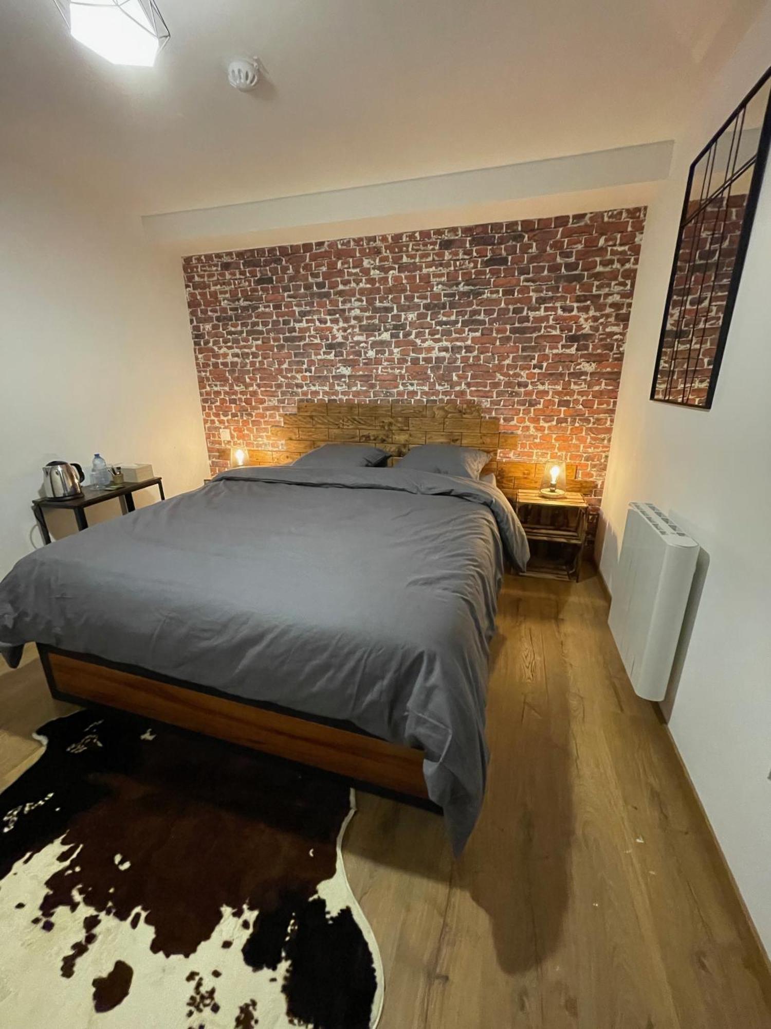 L'Auberge De Papa Auzouville-sur-Ry Bagian luar foto